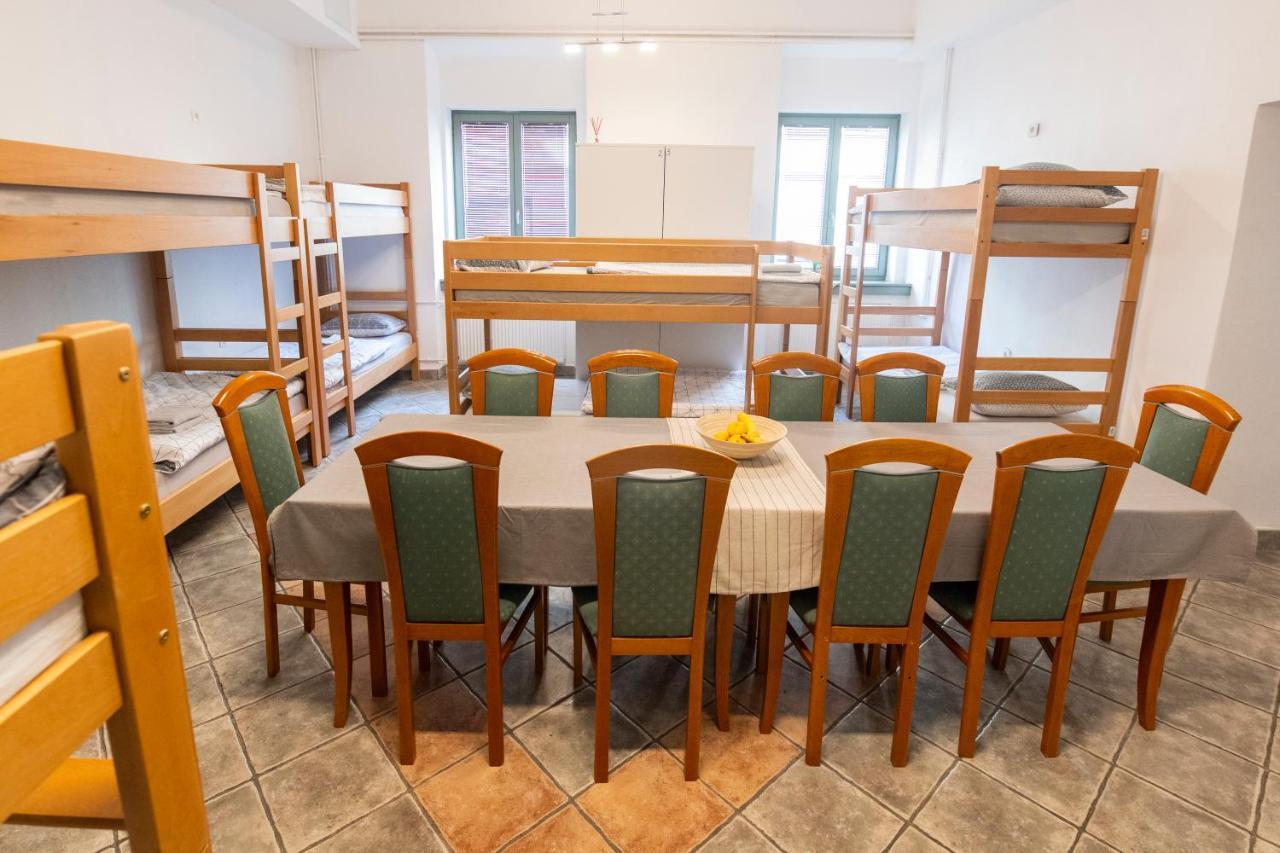 Hostel Vojnik Extérieur photo